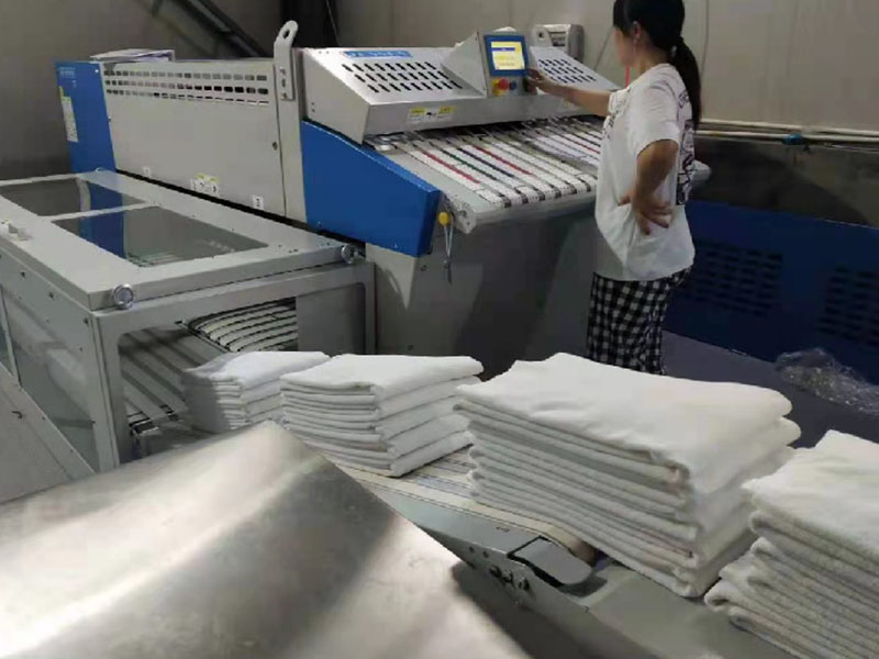 永年巾类折叠机-02